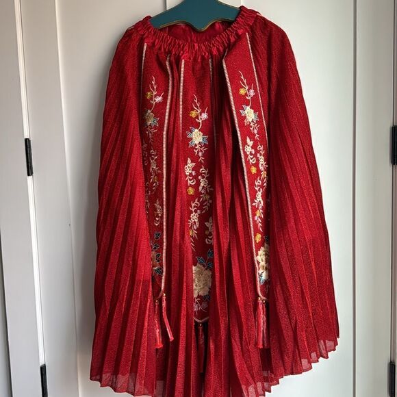 Chinese Wedding Kua Skirt with Peacock - M - Picture 3 of 3